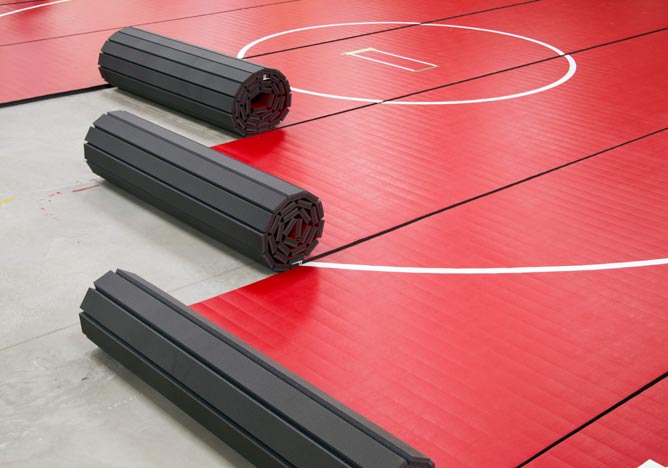 Wrestling mat
